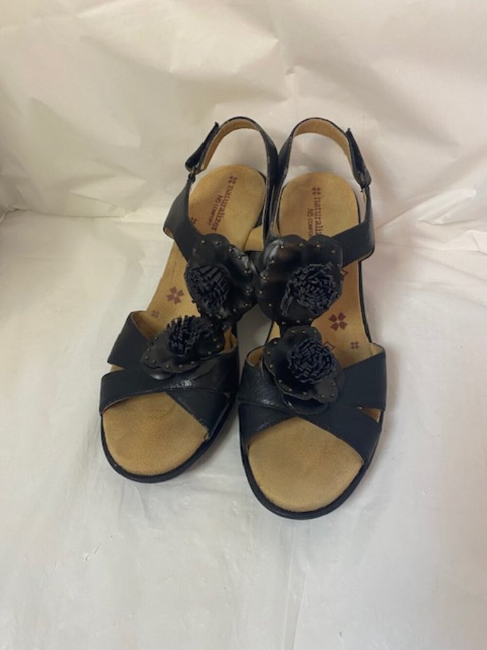 Naturalizer N5 Comfort Black Floral Wedge Sandals, Women's size 10M